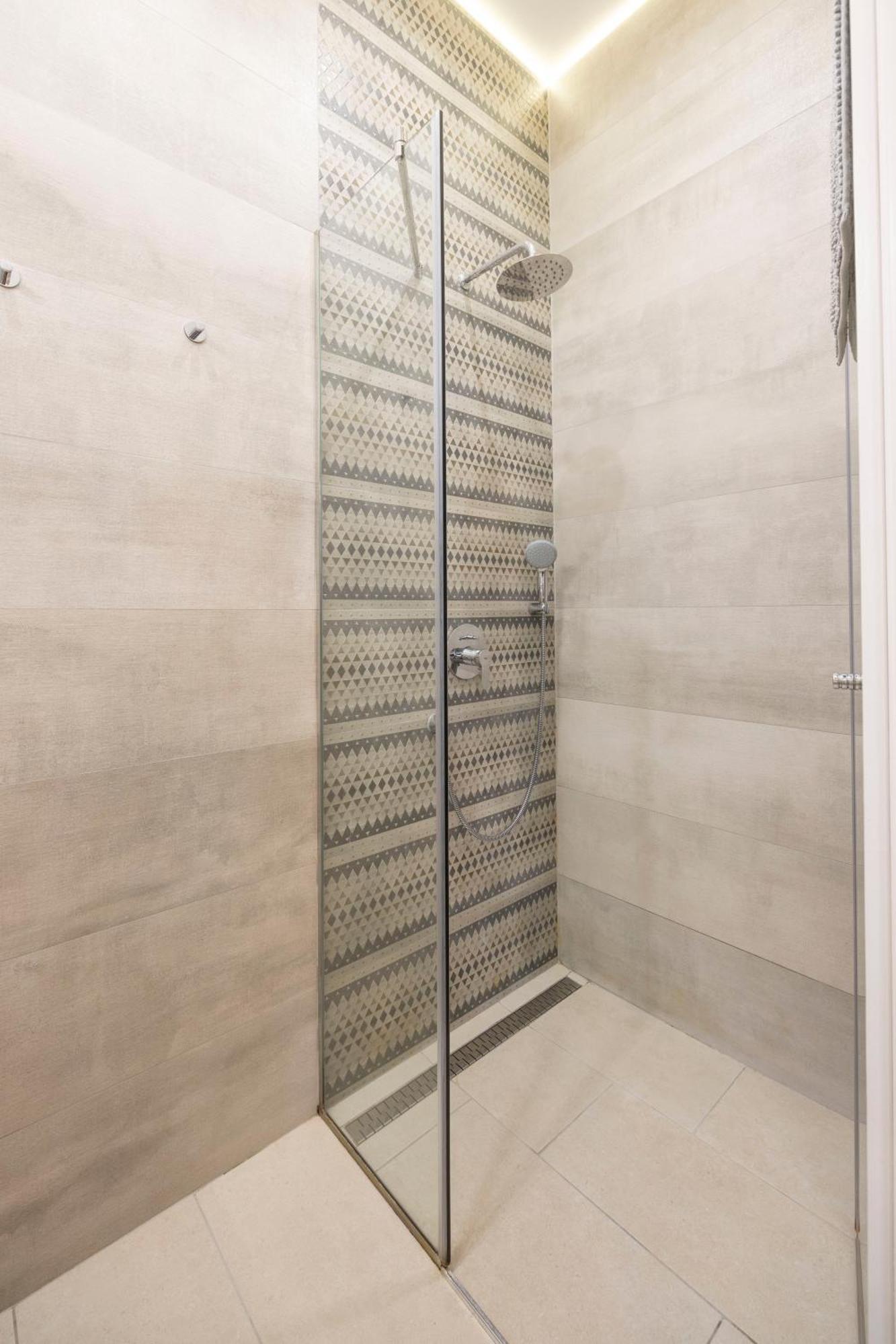 Luxury Quentin Apartment 3 Bedrm, 2 Bathrm 부다페스트 외부 사진